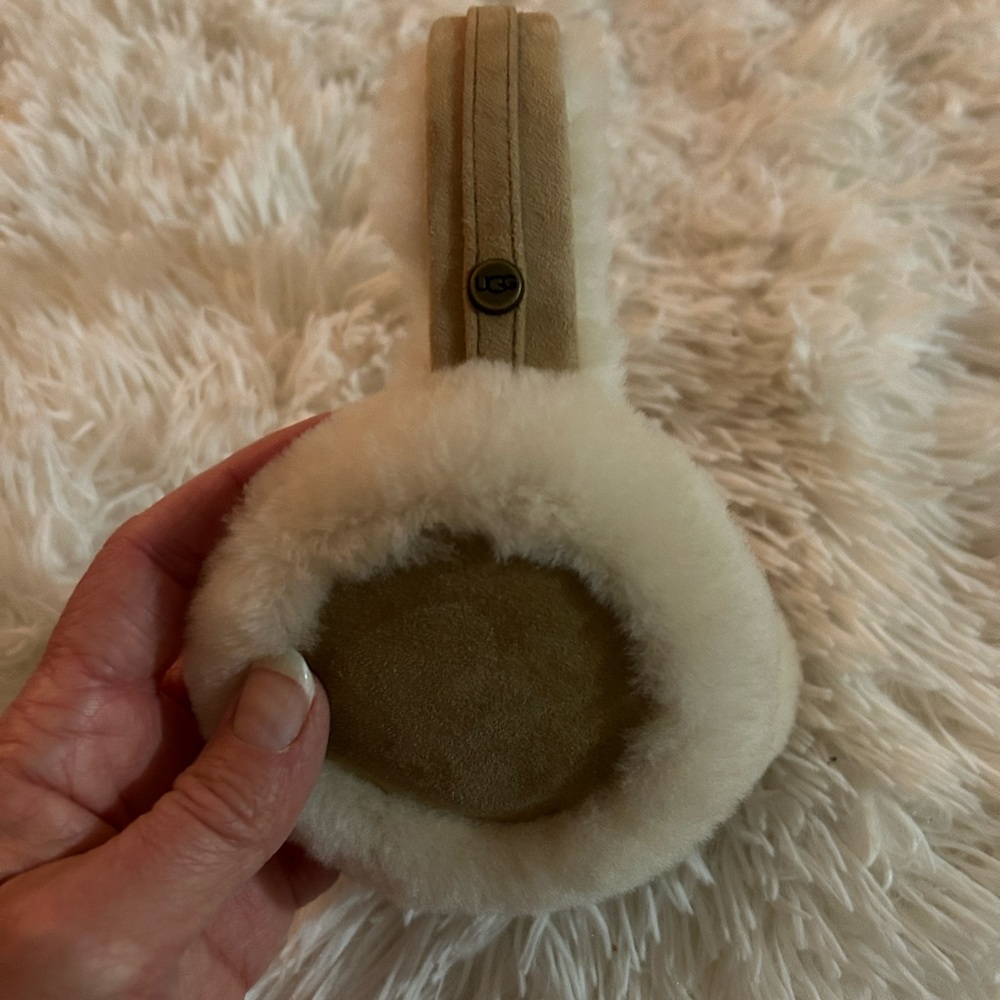 Ugg